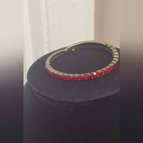 Female Fashion Bracelet 🌴 - Picture 3 of 4